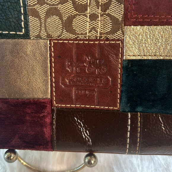 Coach Rare Xtra Large Vintage Patchwork Wristlet - Picture 2 of 8
